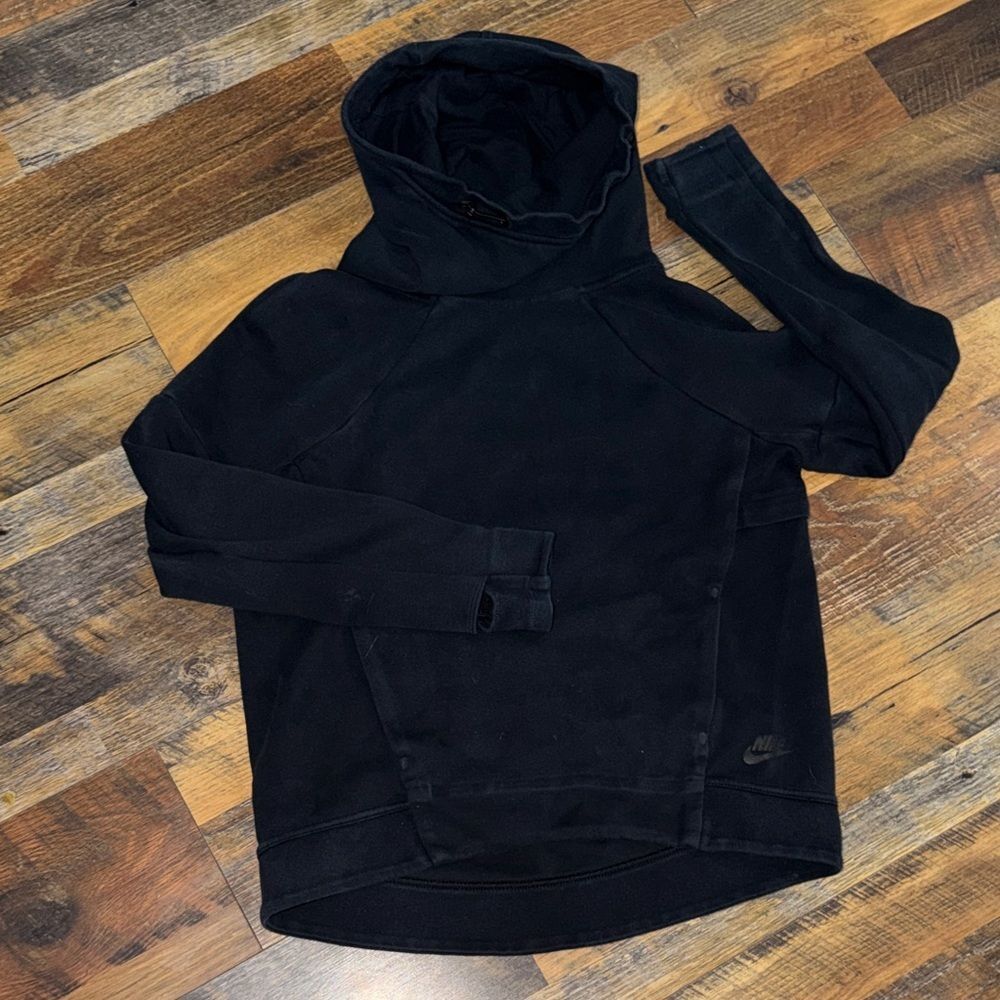 Nike Men's Black Sweatshirt